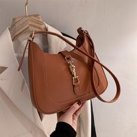 Bag Luggage Making Materials Toptrends Retro Underarm Shoulder Side Bags For Women 2023 Trend Luxury Designer PU Leather Crescent 2784