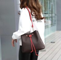 2022Top Quality Fashion Vintage Women Bags Red tape Handbags Wallets Leather Gold Chain Bag Cross body Messenger Tote Bagi Purse S6111442