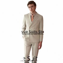 handsome Cream-coloured Fi Men Suits Slim Fit Peak Lapel Groom Tuxedos 2 Pcs Sets Double-breasted Male Blazer Costume Homme x6hX#