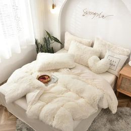 Bedding Sets Coral Fleece Winter Thick Set Pure Colour Mink Velvet Duvet Cover Bed Sheet Linen Pillowcases Lamb