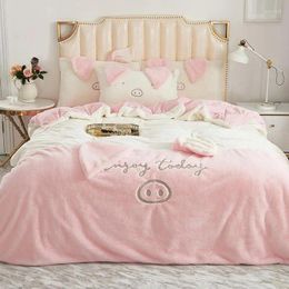 Bedding Sets 43 4Pieces Pig Ears Duvet Cover Set Pink White Soft Fleece Velvet Flannel Fabric Girls Bed Sheet