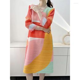 Casual Dresses Pleated Colour Matching Loose Fitting Dress