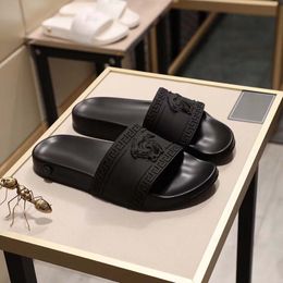 Designer Slippers Palazzo Sandals Women Mens Flip Flops Luxury Flat Rubber Leather Women Dress Shoes
