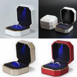 Jewelry Settings Luxury Couple Ring Box With LED Light For Engagement Wedding Festival Birthday Jewerly Display Gift es 230407