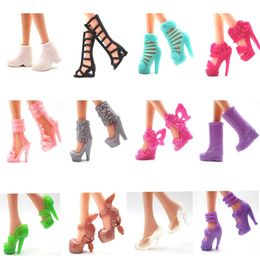 Doll Accessories NK Shoes Colorful Cute Heels Fashion Hangers For High Quality Baby Playhouse Toy JJ 230424