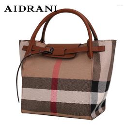 Shoulder Bags Fashion Plaid Tote For Women Large Capacity Simple Handbags Female Brand Designer Trends Bag