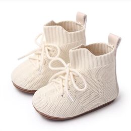 Eerste wandelaars nieuwe baby peuters pasgeboren baby ademende schoenen hoge jongens meisjes prewalker zachte zool kindersneakers