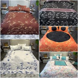 Brand Designer Bedding Sets 4Pcs Set Letter Printed Bed Sheet Fashion Pillowcases HT1716