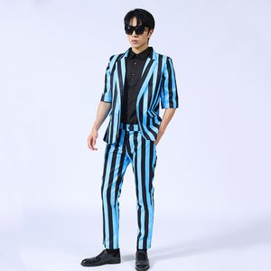 Kore tarzı erkekler rahat çizgiler takım elbise mavi siyah tek düğmesi ince uyum durdurur kollu blazer pantolonu bar şarkıcı sahne kuaför gece kulübü parti 2pcs set