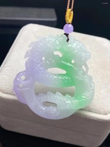 Kolye Kolyeleri Doğal Myanmar Nadir Renk Jade Hollow El Oyma Ejderha Jadeite Takı Unisex Aksesuarlar Hediye