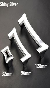 Moda Deluxe Cam Pırlanta Kulpları Gümüş Krom Mutfak Dolabı Dolap Dresser Çekmece Tutma Kristal Düğmeler 128mm 96mm 32mm5151732
