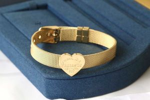 Kolye Kolyeleri Tiff Tasarımcı Tiffanyiess Mücevher Kalp Şekleli Çapraz Anahtar 925 STERLING Gümüş Kolye Bilezik Kadın Mücevher Moda Basit Memori VS35