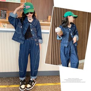 2023 Korean Girl Children's Top And Bottom Set Elementary Denim Outwear Single Breasted CoatJeans Straight Pants Kids Suit 240103