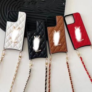 Apple 14/13/12/11 series small fragrance black and white stitching chain crossbody phone case iPhone15Pro max all inclusive