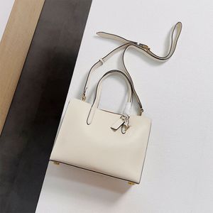 Borsa di lusso da donna stilista Può essere utilizzata per tracolla o tracolla Borsa tote Borsa da donna per lo shopping per il tempo libero Borsa tote da donna CJ806