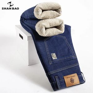 Klasik Erkekler Business Casual Velvet Jeans 2023 Kış Çin Nakış Düz gevşek ve rahat kalın pantolon 240108