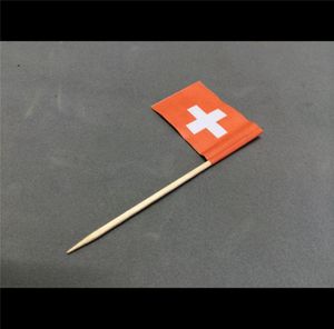 5000 adet İsviçre bayrak seçer büfe sandviç yemek partisi sopa İsviçre bayrak kokteyl çubukları diş seçer ahşap ahşap masa deko7192361
