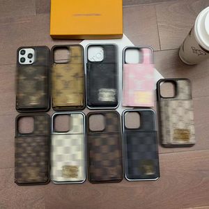 Luxury Designer Leather Phone Case Triple Fold Card Case iphone 15 Pro Max 14 13 12 11 XS XR 15Plus New stylish Printed Bee design rear cover luxury phone case