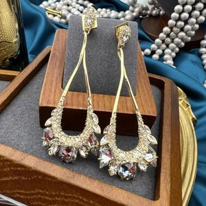 Stud Küpe Kişilik Moda Trendi Kadınlar için Günlük Piercing Aretes de Mujer 2024 Piercings Pentientes Küpe