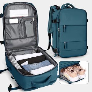 Zaino da viaggio grande da donna Zaino da 17 pollici per laptop USB Aereo Borsa a tracolla da lavoro per ragazze Zaino in nylon per studenti Borse da viaggio 240110