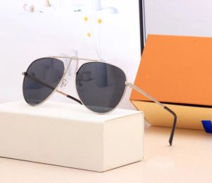 Tasarımcı güneş gözlükleri yüksek kaliteli havayolu pilotu güneş gözlükleri, gözlük bezi, metal çerçeveli sarı hediye kutusunda erkekler ve kadınlar için.