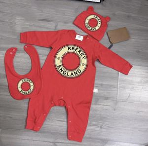 Sevimli Bebek Marka Yükselenler Bahar Sonbahar Yenidoğan Uzun Kollu Tulumlar+Şapkalar+Önlükler 3pcs Set Mektuplar Basılı Baskı Toddler Romper 0-24 Ay