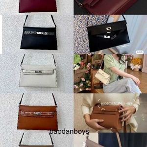 2024 Yeni Keçi Deseni Keiliy Elan Under Emfed Çanta Yüksek Kaliteli Tek Omuz Crossbody Kadın Çantası Moda Çantası