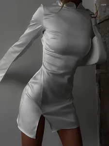 Vestidos casuais retro elegante branco cetim manga longa meia-gola alta mulheres abertas de volta zíper preto split magro feminino robe vestidos