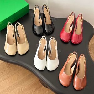 En kaliteli basit stil Mary jane topuklu pompalar ayakkabı blok topuk sandallar toka yuvarlak ayak parmakları yuvarlak topuk elbise ayakkabıları lüks tasarımcı ayakkabı ofis ayakkabıları