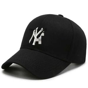 MLB CAP Lüks Beanie En Kalite NY Tasarımcı LA Beyzbol Şapkası Kadın Çok Yönlü Mektup İşlemeli Ördek Dil Şapkası Güneş Hat Ins Yüzü Küçük Kavisli Şaşırtıcı MLB Şapka 3090