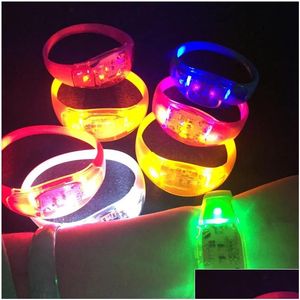 Sile Ses Kontrollü LED Işık Bileklik Festival Malzemeleri Aktif Glow Flash Bangle Bilek Bant Hediye Düğün İyilikler Toptan Dhwli