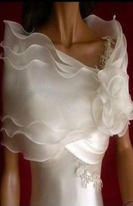 2016 Pinterest Popüler Gelin Sargılar ve Ceketler Gelin Aksesuarları Düğün Etkinliği Beyaz Organza Vintage Öğeler Ucuz Sargılar1889317