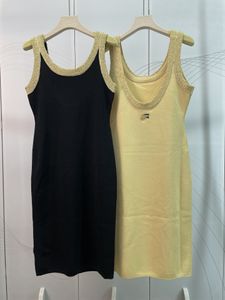 Tasarımcı Elbise, 2024 Yeni İpek Çökel, Seksi Kadanat Eşyası Örgü Etek, İnce Uygun ve Zayıflama Kalçaları Sarılı Elbise