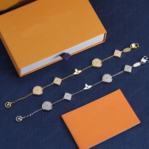 Браслет Золотой клевер, модный брендовый браслет, дизайнерский браслет для женщин, женский дизайнерский ювелирный подарок