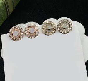 Tasarımcı Küpe Stud Luxury Mücevher Cazibesi İnci Kolye Küpe Saplamalar Kadın Elmaslar Çember Küpe Saplama Altın Kulak G Düğün Hediyesi Bijoux de Luxe