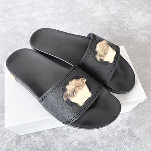 Kauçuk taban Tazz Terlik Flip Flop Palazzo Sandal Kayma üzerinde Lüks Yaz Plajı Kadın Tasarımcı Ayakkabı İnsan Kaydırıyor Deri Moda Sıradan Slayt Düz Sandale Loafer Havuzu