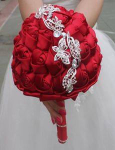 Kırmızı İpek Şerit Kelebek Düğün Gelin Buketleri Yapay Çiçek İncileri Rhinestones Tatlı 15 Quinceanera Buketleri W2216A6517127