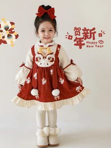 Giyim setleri qiu dormon kız sevimli ejderha bebek yılı elbise 2024 kış çocukları sıcak Çin tarzı