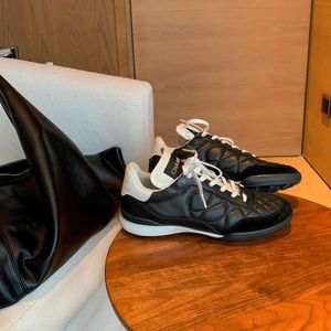 Üzüm Mom 2023 Yeni Lingge Cowhide Dantel Up Sıradan Baba Spor Ayakkabıları Kadınlar Düz Alt Küçük Beyaz Ayakkabılar Kanal Ayakkabıları