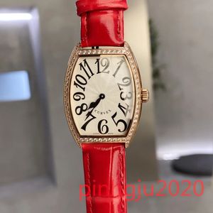 Top 3a Ceneva Lüks Deri Band Kadınlar Kuvars Saat Namlu Tip Mueller Renk Rüyaları Elmaslarla Set Noble Fashion Saat Franck Muller Exquisit Diamond Mark