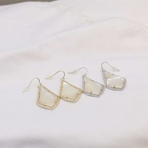 Kendrascott Kolye Tasarımcısı Kendras Scotts Mücevher Sapı Küpe Alex Moda KS Serisi Mizaç Elmas Beyaz Kabuk Küpe Beyaz Kelebek Kabuğu Si