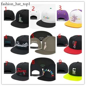 Cayler Oğullar Snapback Hats En sıcak Cayler ve Oğullar Son Snapback Caps Hip Hop Cap Beyzbol Şapkaları Erkekler Kadın Kemikler Snapbacks Hat Kemik Gorrasfyoo Beyaz Fox 252