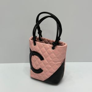 Designer Ladies Bucket Bag Bag Saco de ombro de 18 cm Bolsa subterrânea de couro Diamante de diamante Logo O grandez