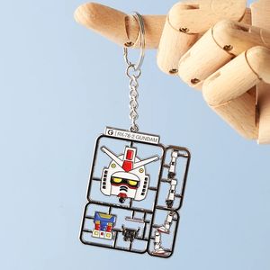 Gundam Animasyon Periferikleri RX-78-2 Metal Keychain Karikatür Okul Çantası Kolye Metal İçi Boş Asma Süsler Küçük Hediye 240122