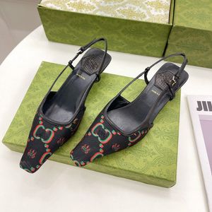DHgate классические туфли для выпускного вечера с двойной кожаной пяткой для офиса в помещении с кружевной сеткой Роскошные дизайнерские женские туфли-лодочки тонкие туфли на высоком каблуке мода Кристалл женская подарочная ткань Обувь