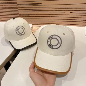 Tasarımcı Kadın Top Kapakları Yaz Günlük Katı Erkek Şapkalar Klasikler Moda Casquette Tatil Güneş Şapkını Önce Çok yönlü lüks beyzbol şapkası