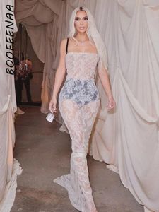 Sıradan Elbiseler Boofeenaa Kim Kardashian Dantel Beyaz Partisi Zarif Seksi Spagetti Kayışı Arka Çıkmaz Uzun Maxi Elbise C85-DZ11