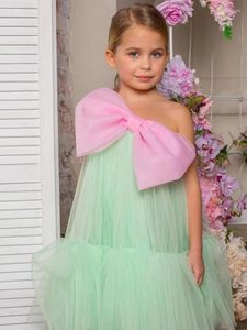 Kız elbiseler 2024 kolsuz lüks Tutu Bow Tül Yaz Tatil Elbise Düğün Çocuk Partisi Kostüm Bebek Giysileri
