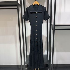 Tasarımcı Elbise, Modaya Gizli 2024 Erken Bahar Yeni Stil Elbise, İnce Fit Fransız Kısa Kollu Yeşil Uzun Örme Elbise