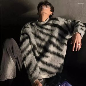 Erkek Sweaters 2024 Sıradan Kapşonlu PU Deri Deri Ceket Yüksek Sokak Fermuar Dönüşü Down-Down Yaka Uzun Kollu Retro Hoodie Pocket Sonbahar
